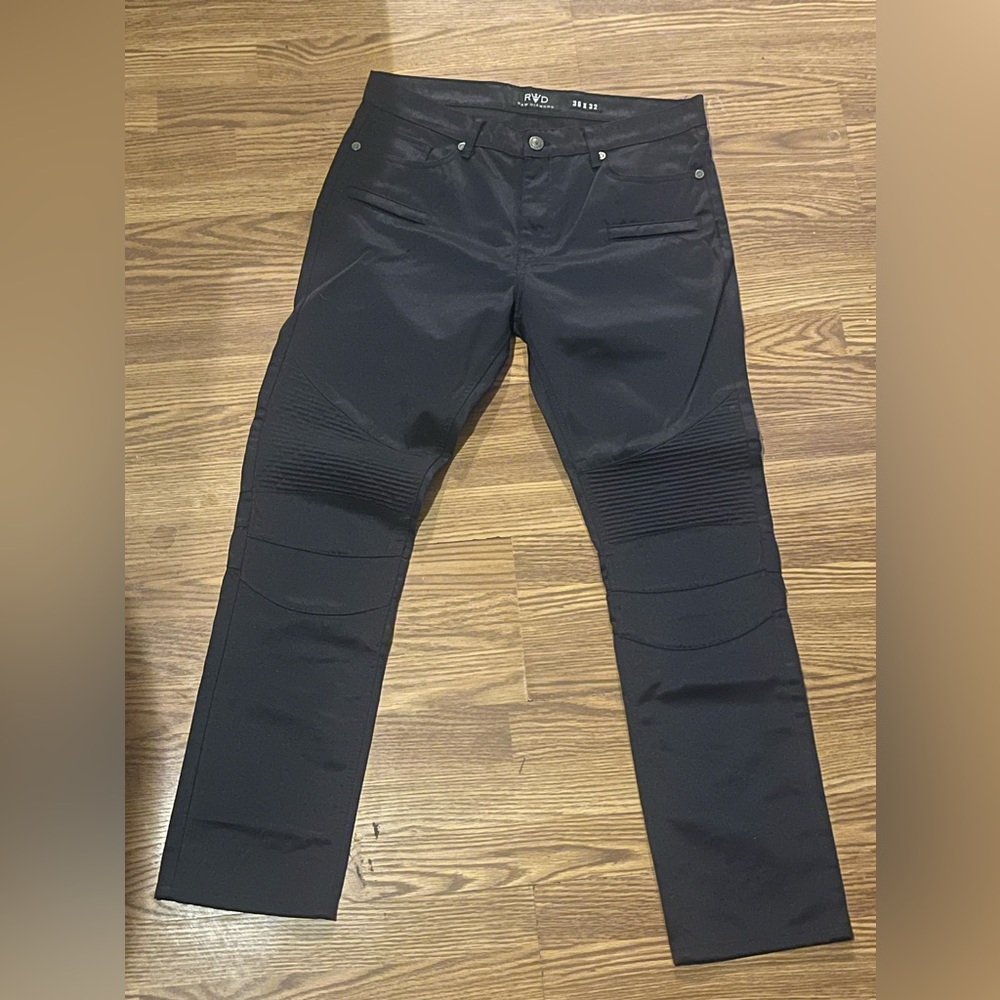 Men’s skinny jeans